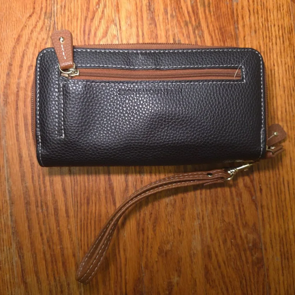 Stone Mountain Black Pebbled Leather Double Zip Wristlet Wallet Brown Trim